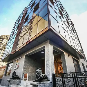 https://hotel-wine-palace.alltbilisihotels.com